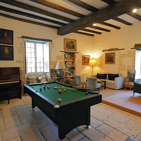 Le Prieure Saint Barthelemy Gæstehus 3*