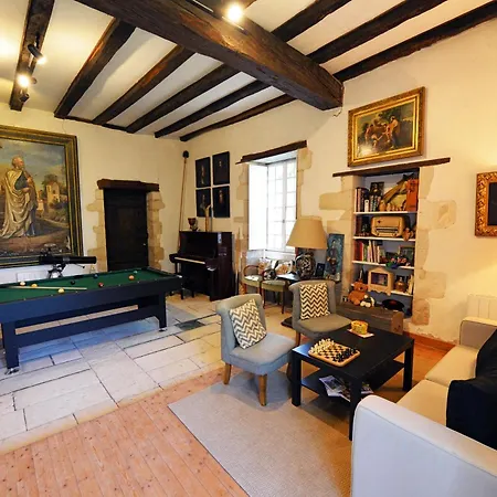 Le Prieure Saint Barthelemy Gæstehus 3*