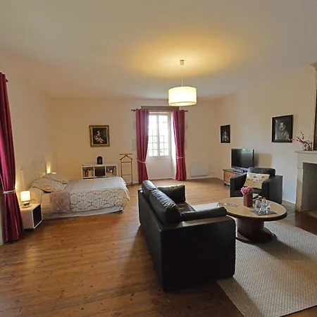 Le Prieure Saint Barthelemy Gæstehus