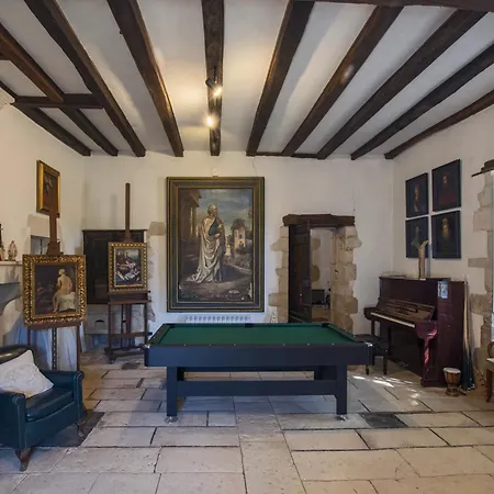 Le Prieure Saint Barthelemy Azay-le-Brule