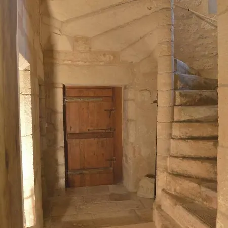 Le Prieure Saint Barthelemy Azay-le-Brule