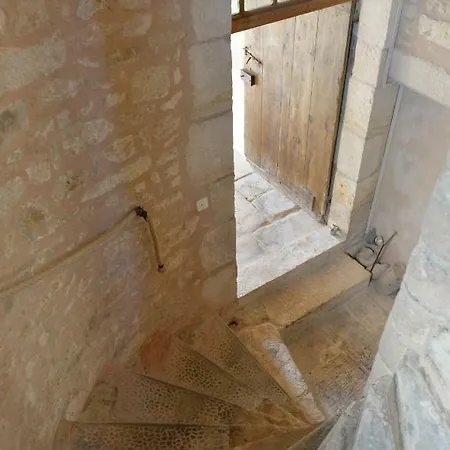 Le Prieure Saint Barthelemy 3*