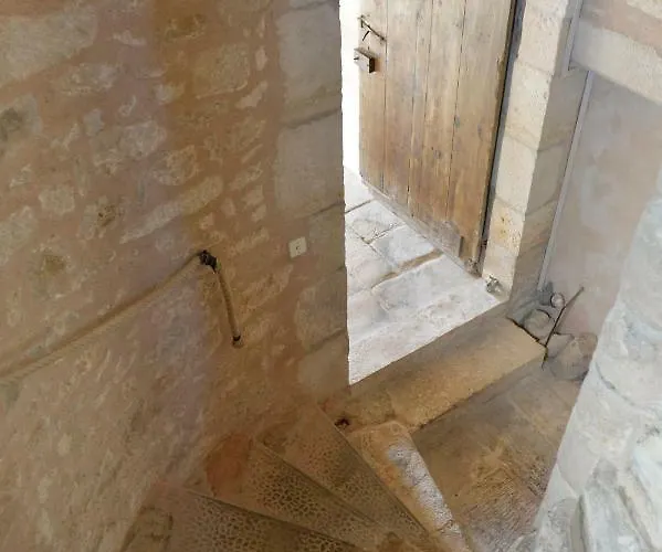 Le Prieure Saint Barthelemy 3*